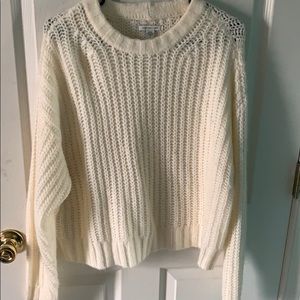 Cream white cropped sweater